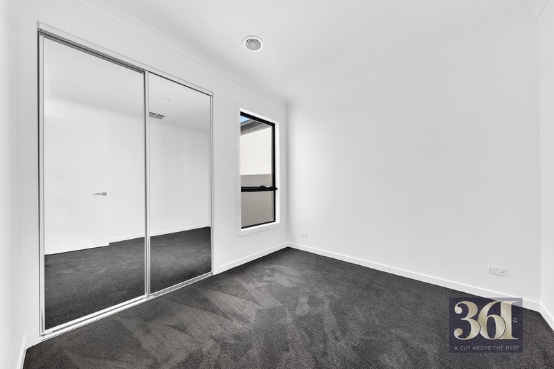 Photo - 12 Clef Street, Strathtulloh VIC 3338 - Image 11