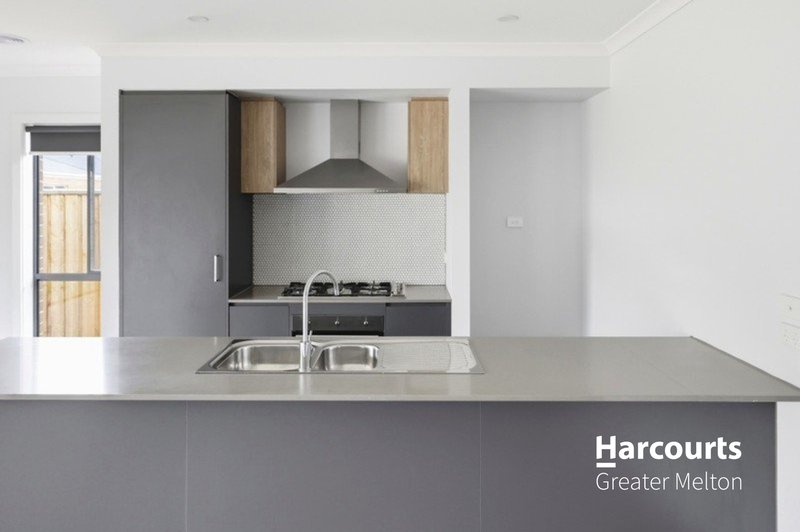 Photo - 12 Clementine Street, Maddingley VIC 3340 - Image 3