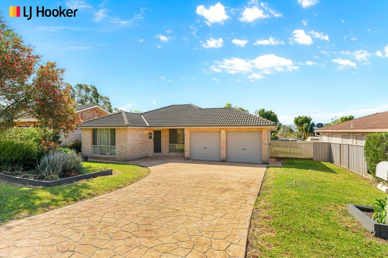 Photo - 12 Coachwood Avenue, Worrigee NSW 2540 - Image 1