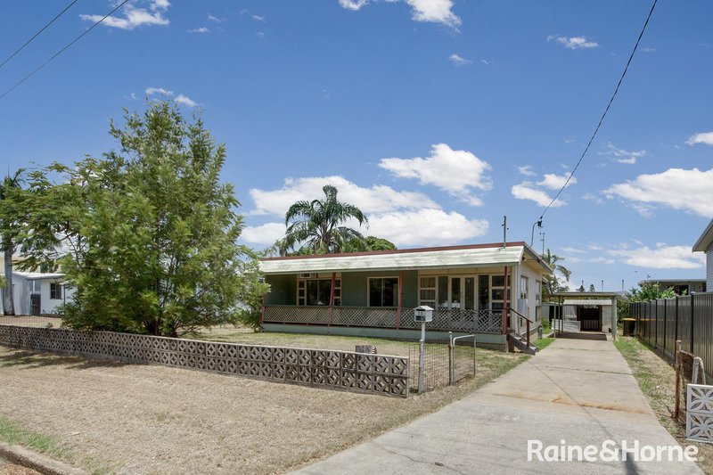 12 Coase Street, West Gladstone QLD 4680