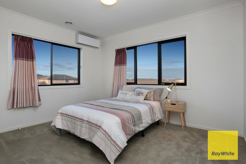 Photo - 12 Coastwatch Road, Point Cook VIC 3030 - Image 14