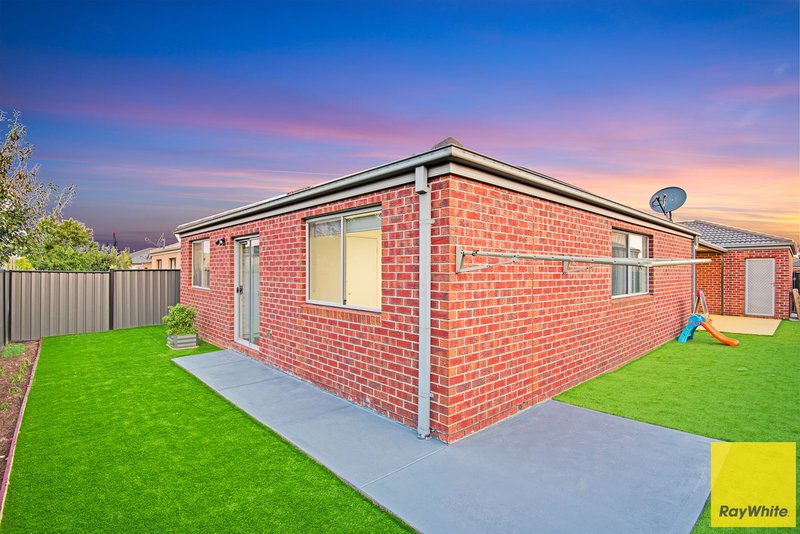 Photo - 12 Cobram Street, Tarneit VIC 3029 - Image 17