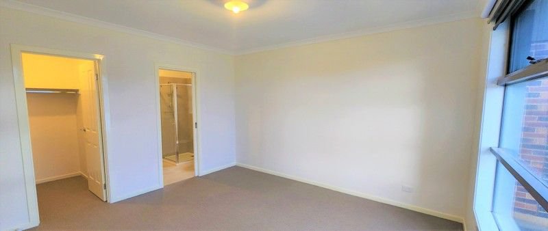 Photo - 12 Codrington Road, Truganina VIC 3029 - Image 3