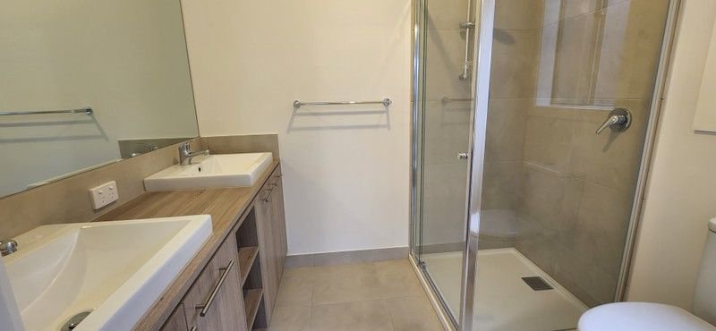 Photo - 12 Codrington Road, Truganina VIC 3029 - Image 4