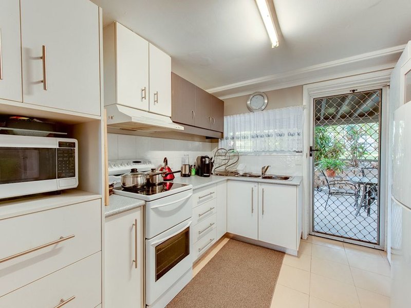 Photo - 12 Coleen Court, Redbank Plains QLD 4301 - Image 19