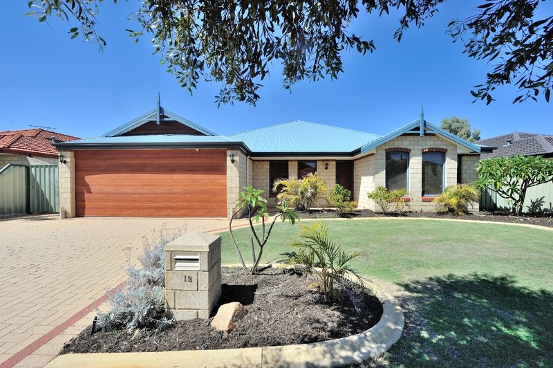 12 Cologne Gardens, Port Kennedy WA 6172