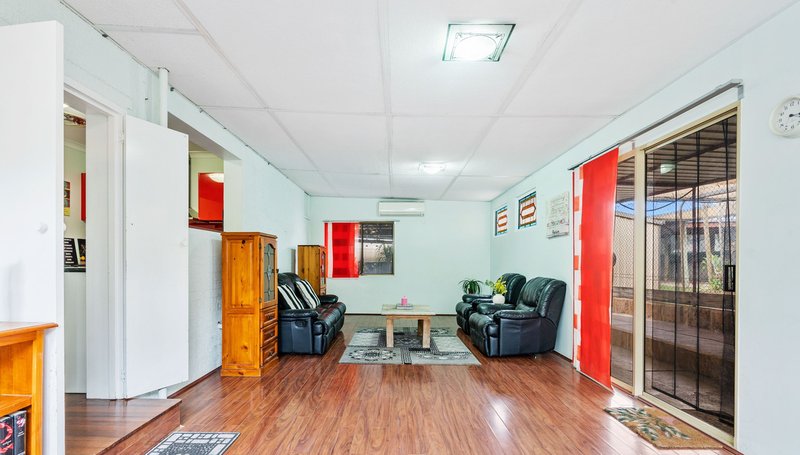 Photo - 12 Compton Street, Balga WA 6061 - Image 8