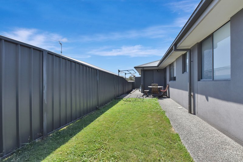 Photo - 12 Concord Circuit, Cliftleigh NSW 2321 - Image 14