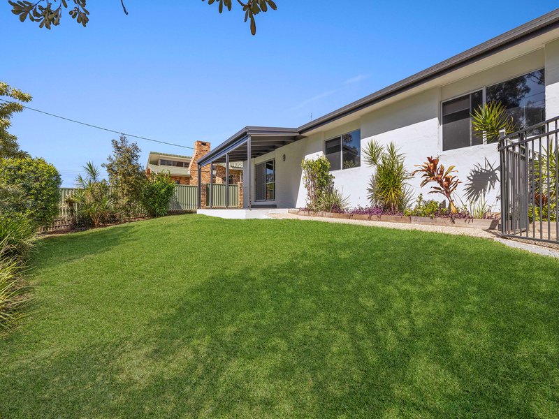 Photo - 12 Conebush Crescent, Aroona QLD 4551 - Image 3