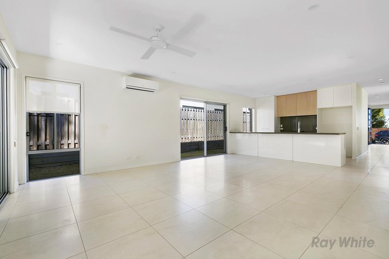 Photo - 12 Conondale Place, Capalaba QLD 4157 - Image 11