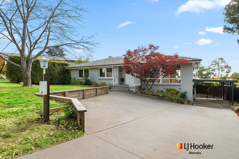 Photo - 12 Coobina Place, Fisher ACT 2611 - Image 2