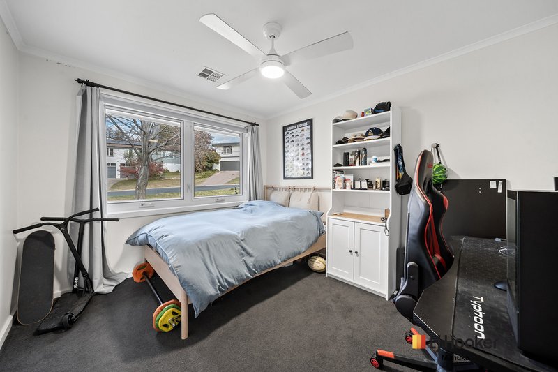 Photo - 12 Coobina Place, Fisher ACT 2611 - Image 5