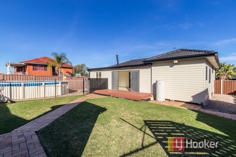 12 Cook Road, Oakhurst NSW 2761