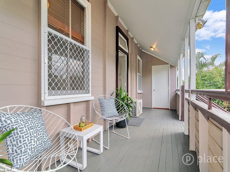 Photo - 12 Cook Street, Oxley QLD 4075 - Image 3