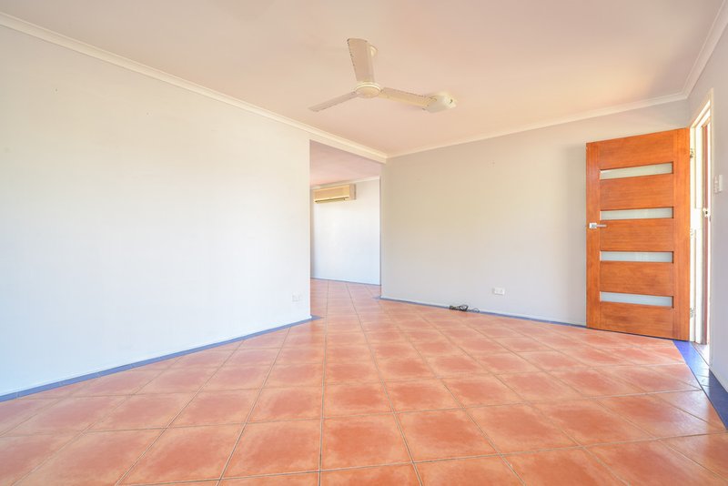 Photo - 12 Cook Street, West Gladstone QLD 4680 - Image 11