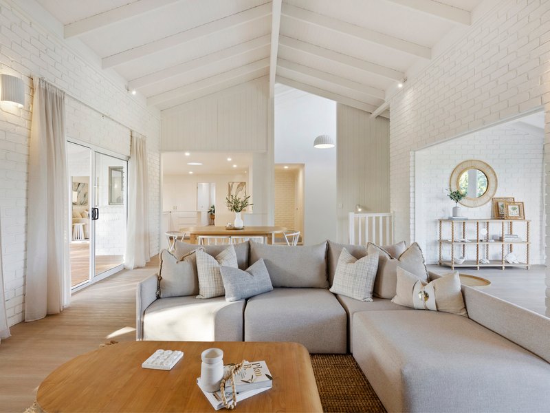 Photo - 12 Coolabah Court, Banora Point NSW 2486 - Image 6