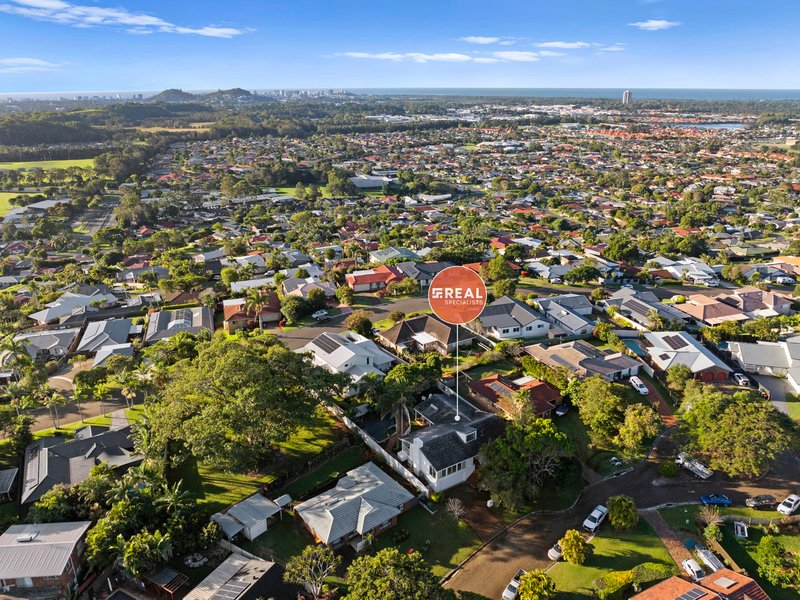 Photo - 12 Coolabah Court, Banora Point NSW 2486 - Image 23