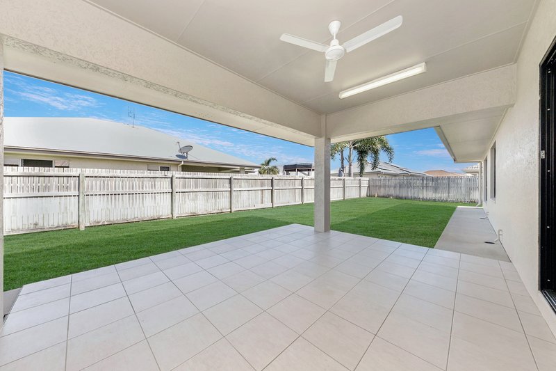 Photo - 12 Coomera Circuit, Bohle Plains QLD 4817 - Image 7