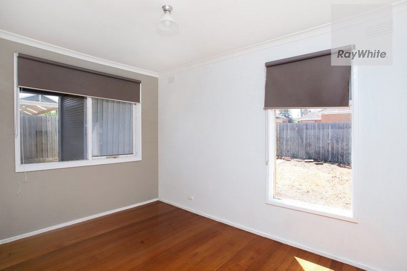 Photo - 12 Coonamar Street, Tullamarine VIC 3043 - Image 7