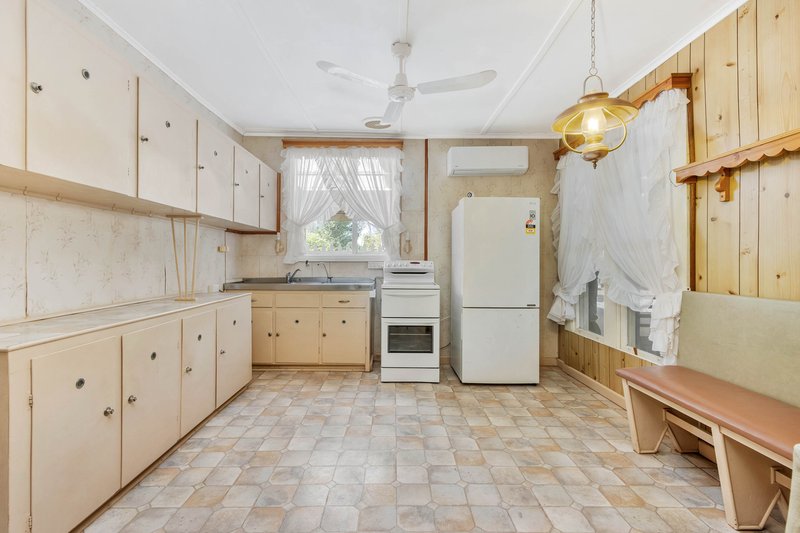 Photo - 12 Cooper Street, Hamley Bridge SA 5401 - Image 7