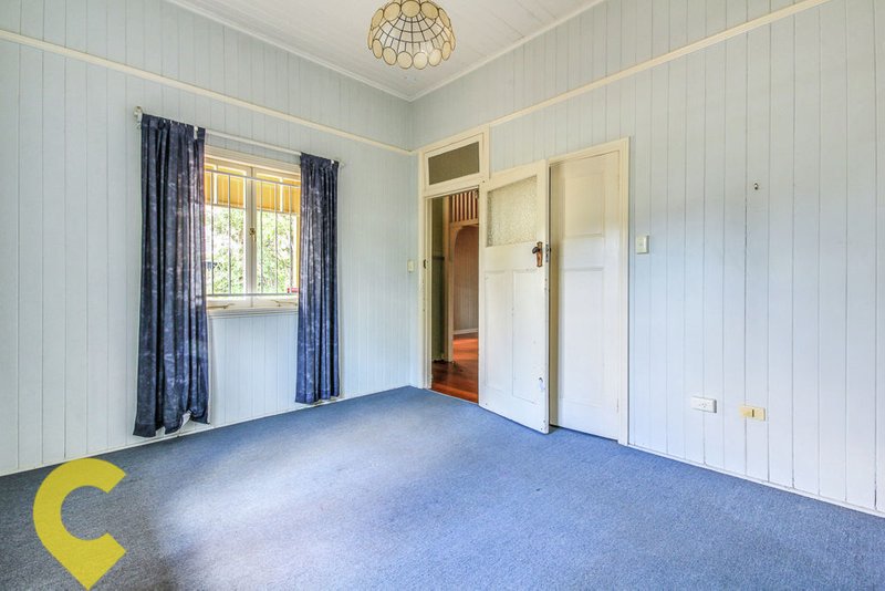 Photo - 12 Coopers Camp Road, Bardon QLD 4065 - Image 2