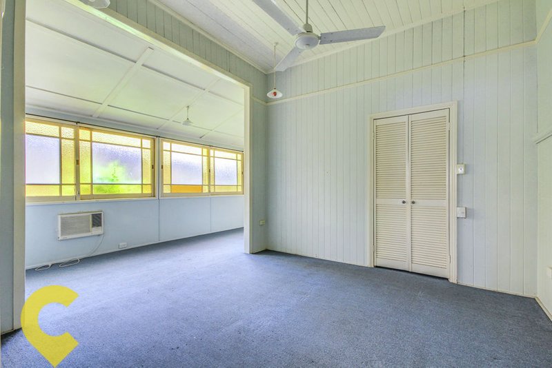 Photo - 12 Coopers Camp Road, Bardon QLD 4065 - Image 7