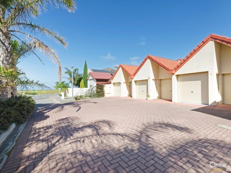 Photo - 1/2 Cooroyba Court, North Haven SA 5018 - Image 17