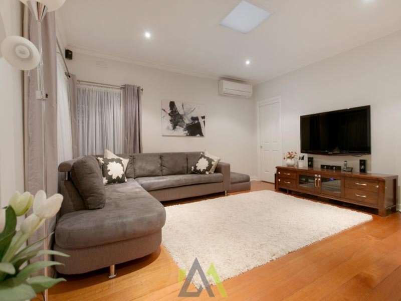 Photo - 12 Coral Street, Frankston VIC 3199 - Image 3