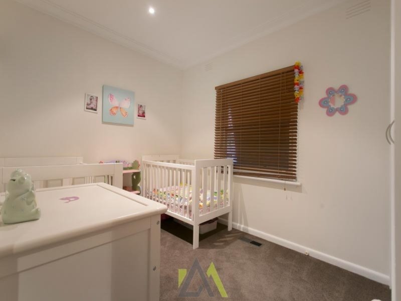 Photo - 12 Coral Street, Frankston VIC 3199 - Image 8