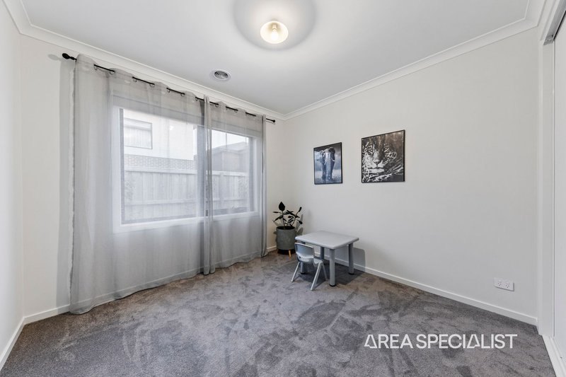 Photo - 12 Corbett Street, Clyde North VIC 3978 - Image 17