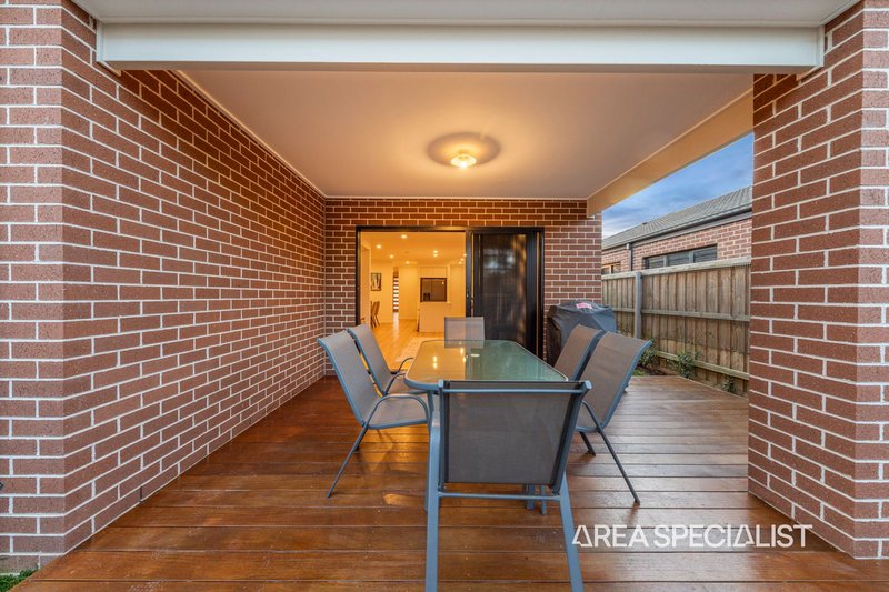 Photo - 12 Corbett Street, Clyde North VIC 3978 - Image 29