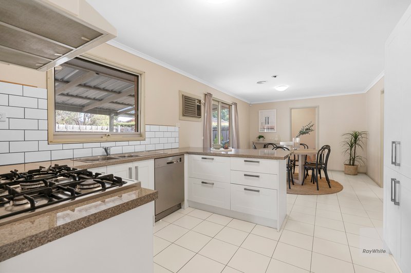 Photo - 1/2 Corbin Place, Mill Park VIC 3082 - Image 2