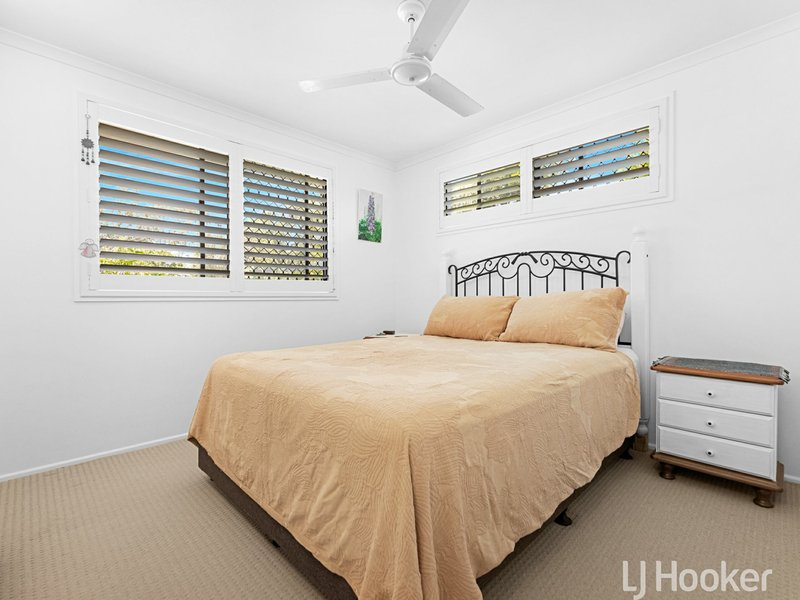 Photo - 12 Corfield Street, Point Vernon QLD 4655 - Image 9