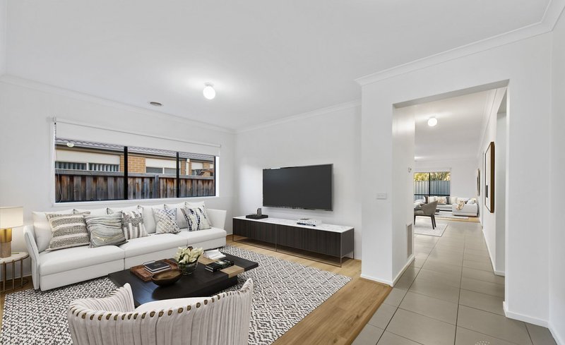 Photo - 12 Corfu Avenue, Tarneit VIC 3029 - Image 2