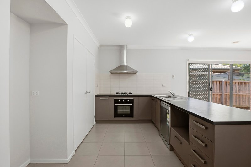 Photo - 12 Corfu Avenue, Tarneit VIC 3029 - Image 5