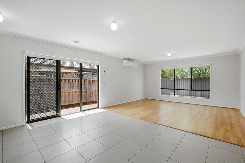 Photo - 12 Corfu Avenue, Tarneit VIC 3029 - Image 11