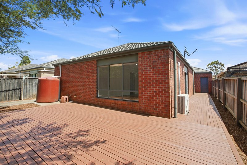 Photo - 12 Corfu Avenue, Tarneit VIC 3029 - Image 22
