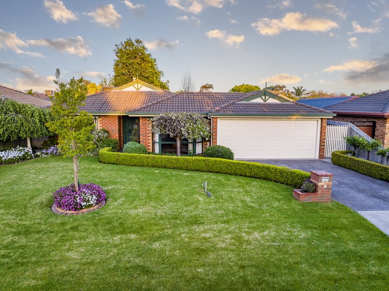 12 Coriyule Court, Cranbourne North VIC 3977