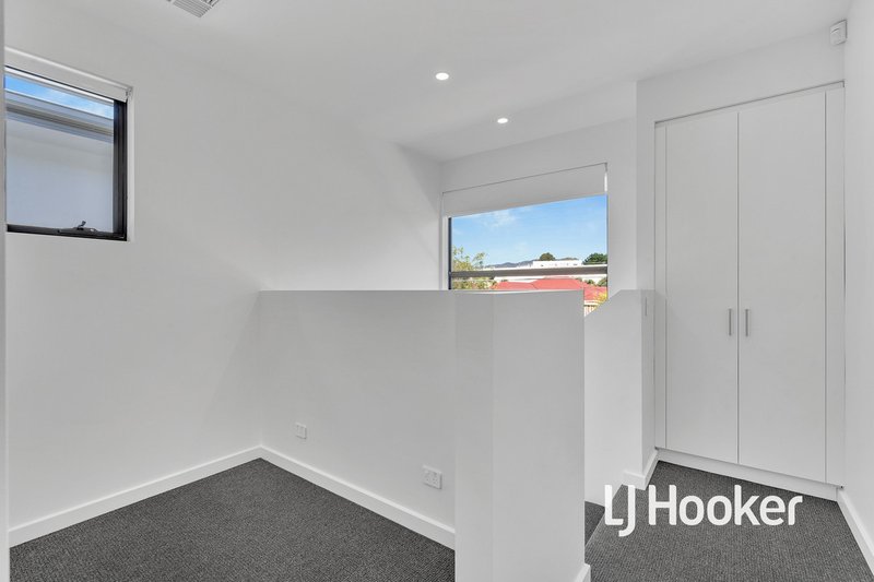 Photo - 12 Coronation Avenue, Campbelltown SA 5074 - Image 10