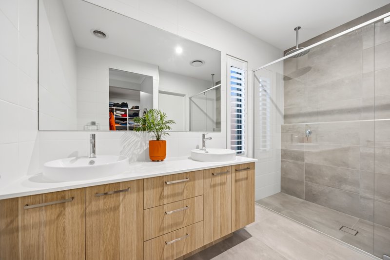 Photo - 12 Corvara Drive, Winter Valley VIC 3358 - Image 18