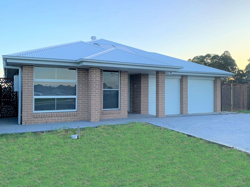 12 Corymbia Circuit, Heddon Greta NSW 2321