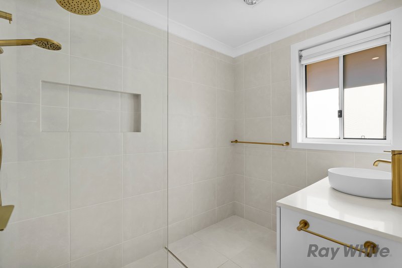 Photo - 12 Courtland Avenue, Tahmoor NSW 2573 - Image 7