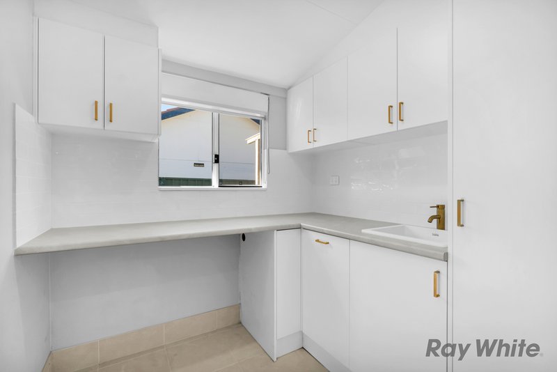 Photo - 12 Courtland Avenue, Tahmoor NSW 2573 - Image 8