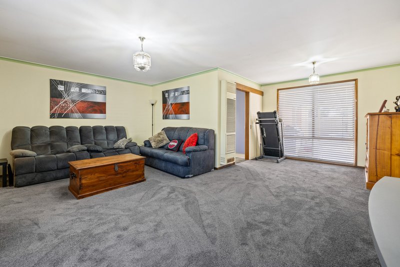 Photo - 12 Cowie Place, Hoppers Crossing VIC 3029 - Image 5