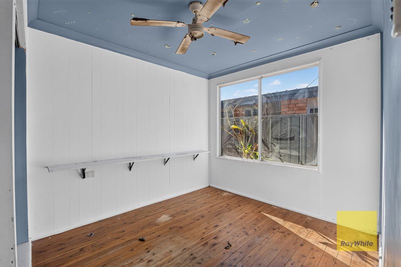 Photo - 12 Cowper Road, Umina Beach NSW 2257 - Image 4