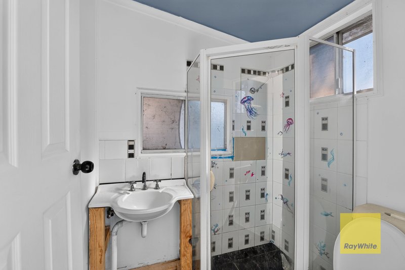 Photo - 12 Cowper Road, Umina Beach NSW 2257 - Image 6