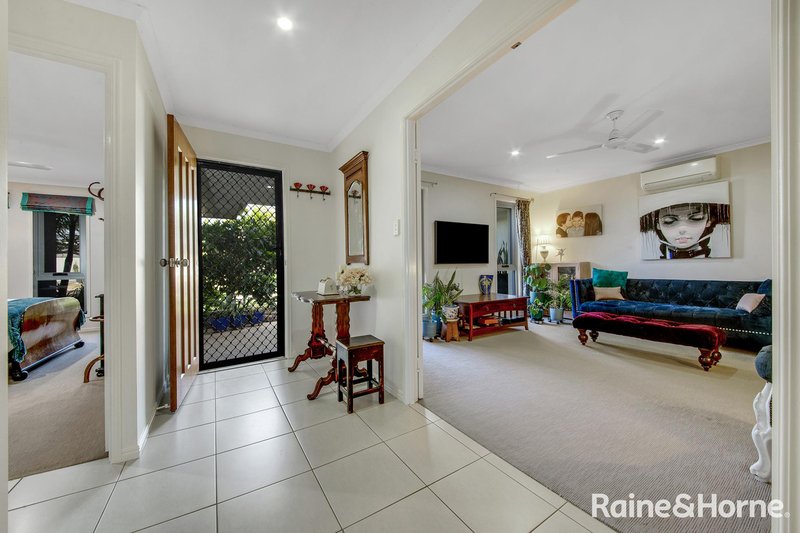 Photo - 12 Cradle Drive, New Auckland QLD 4680 - Image 3