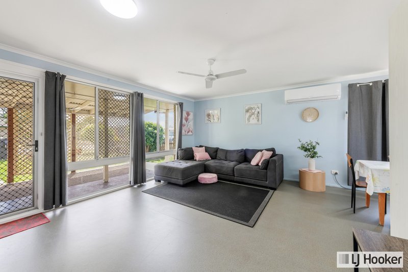 Photo - 12 Craft Street, Avenell Heights QLD 4670 - Image 6