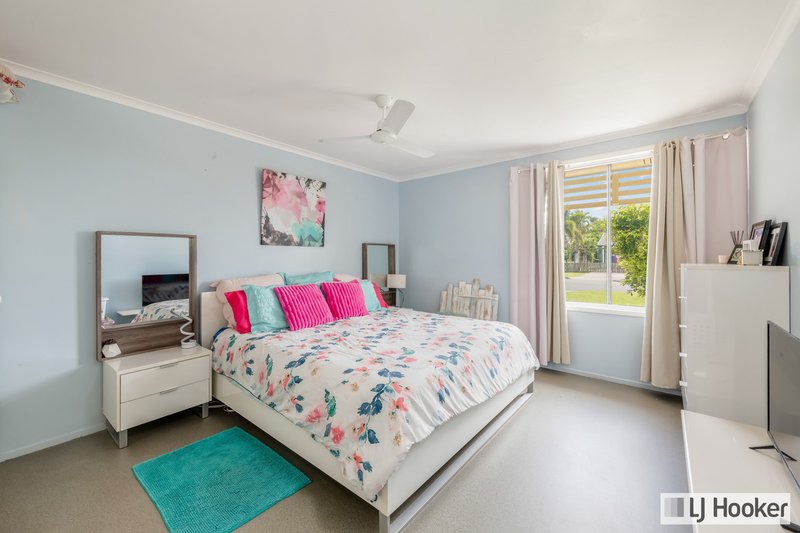 Photo - 12 Craft Street, Avenell Heights QLD 4670 - Image 13