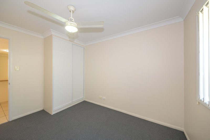 Photo - 12 Cremorne Court, Sandstone Point QLD 4511 - Image 10